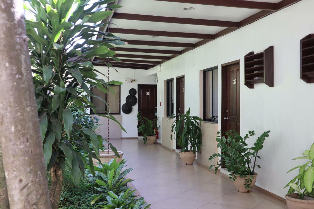 Domicilio Lorenzo Davao City Exteriér fotografie